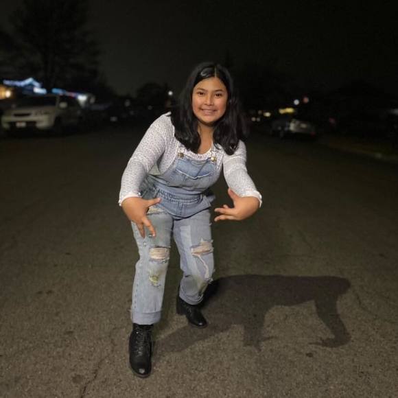 Meet your Posher, Nathaly - Picture 1 of 1